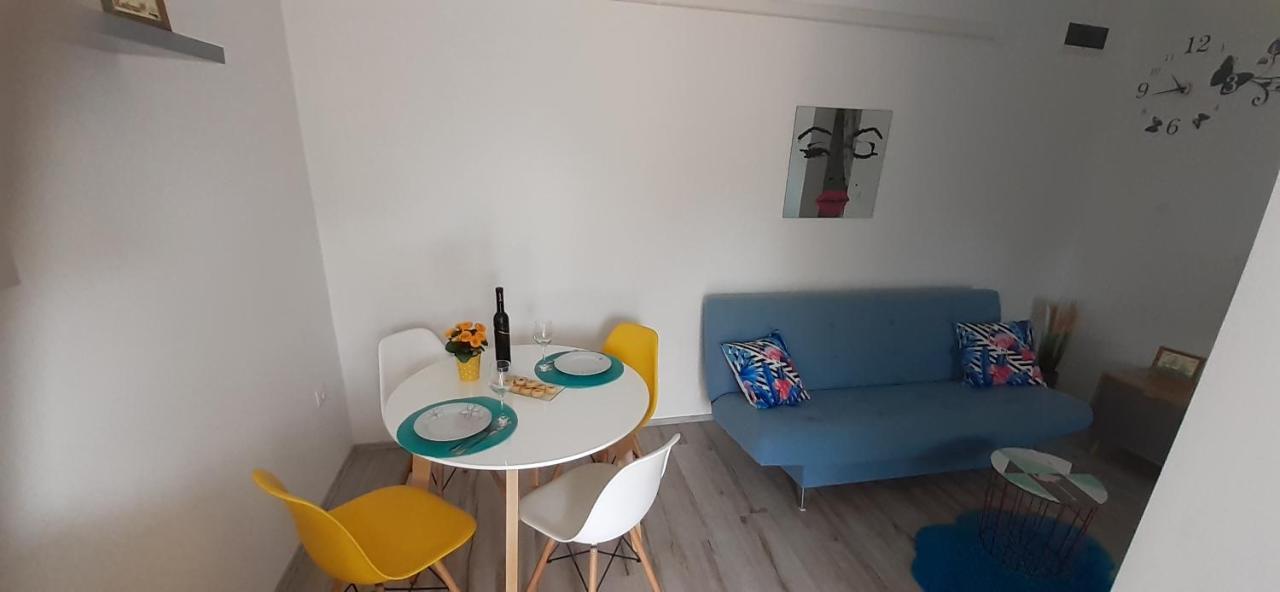 Lennida Studio Apartman With Free Parking Kavran Exteriör bild