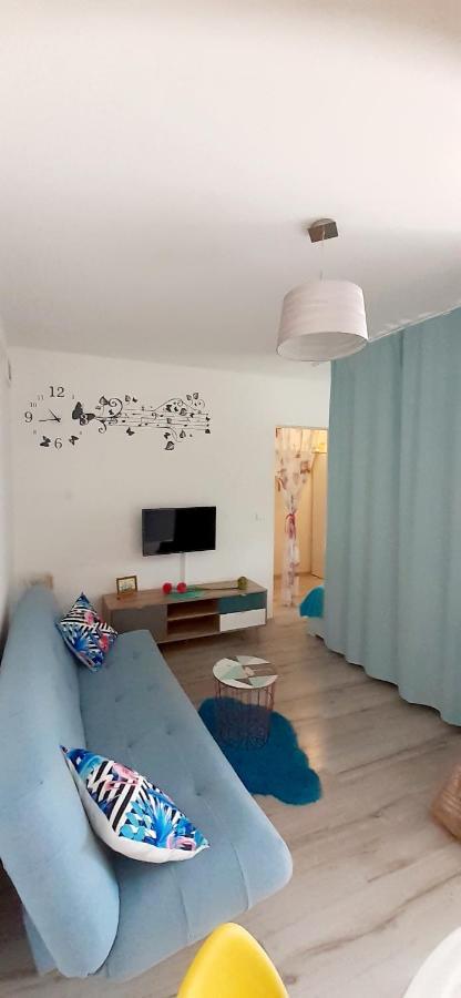 Lennida Studio Apartman With Free Parking Kavran Exteriör bild