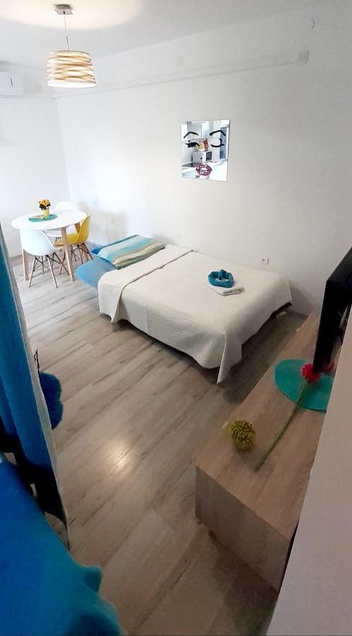 Lennida Studio Apartman With Free Parking Kavran Exteriör bild